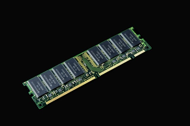 Quels sont les principaux composants du matériel informatique ?